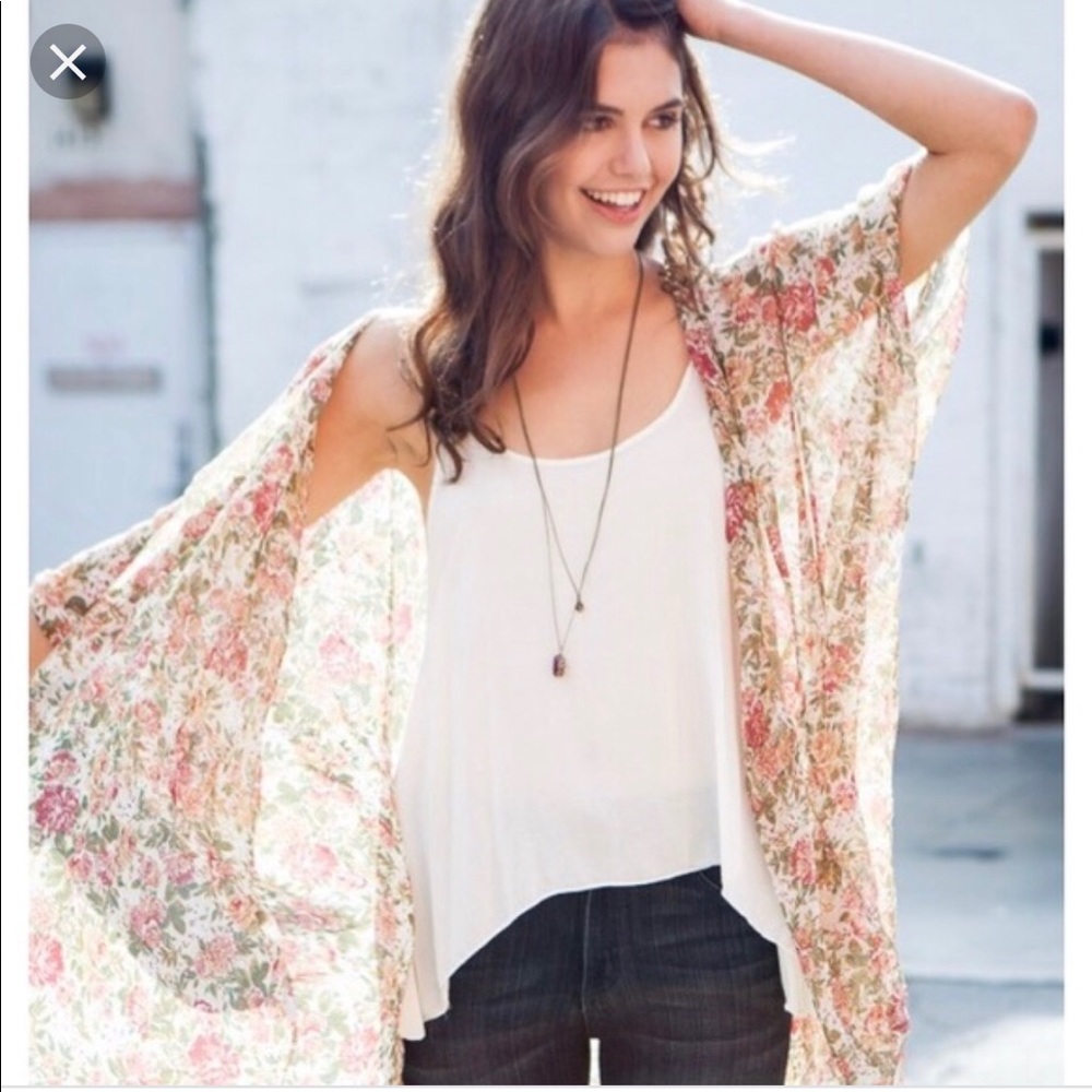 Brandy Melville floral kimono